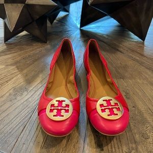 Tory Burch Minnie Cap Toe Ballet Flats.